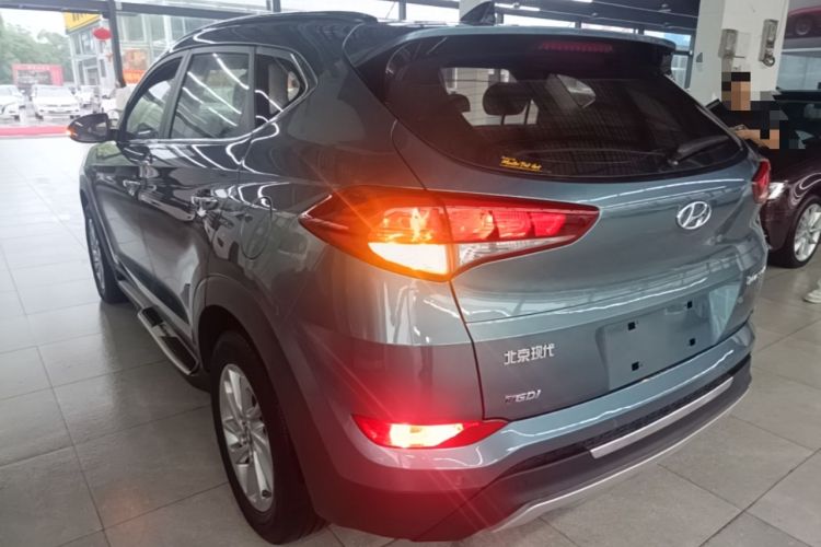 Used Hyundai Tucson 2015 1.6T Dual-Clutch Two-Wheel-Drive Smart Model Rear Left 45 Deg
