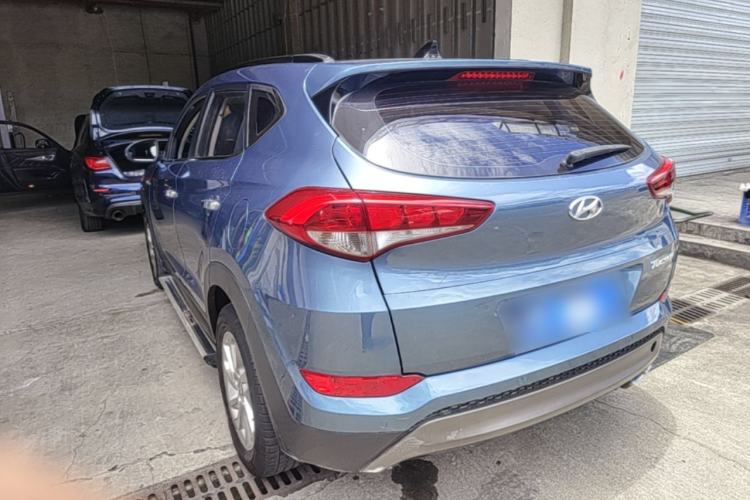 Used Hyundai Tucson 2015 1.6T Dual-Clutch Two-Wheel-Drive Smart Model Rear Left 45 Deg
