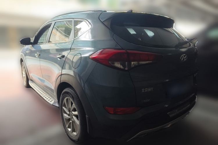 Used Hyundai Tucson 2015 1.6T Dual-Clutch Two-Wheel-Drive Smart Model Rear Left 45 Deg