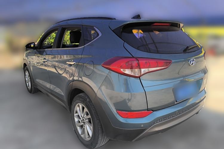Used Hyundai Tucson 2015 1.6T Dual-Clutch Two-Wheel-Drive Smart Model Rear Left 45 Deg