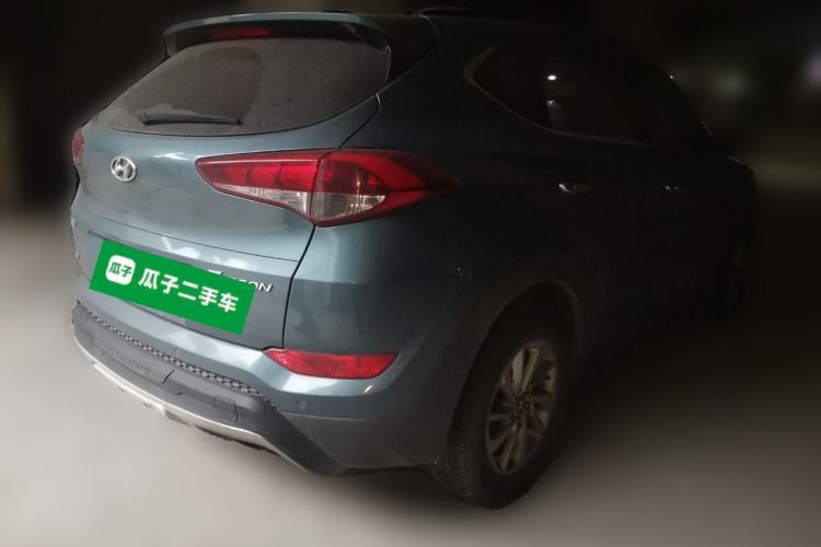 Used Hyundai Tucson 2015 1.6T Dual-Clutch Two-Wheel-Drive Smart Model Rear Right 45 Deg