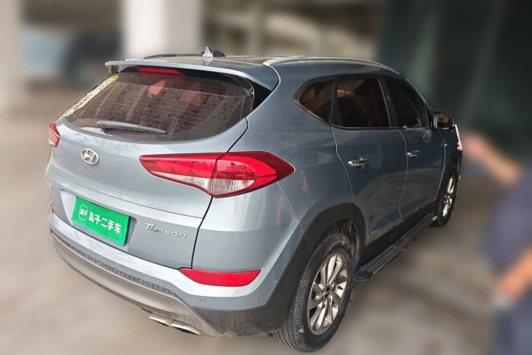 Used Hyundai Tucson 2015 1.6T Dual-Clutch Two-Wheel-Drive Smart Model Rear Right 45 Deg