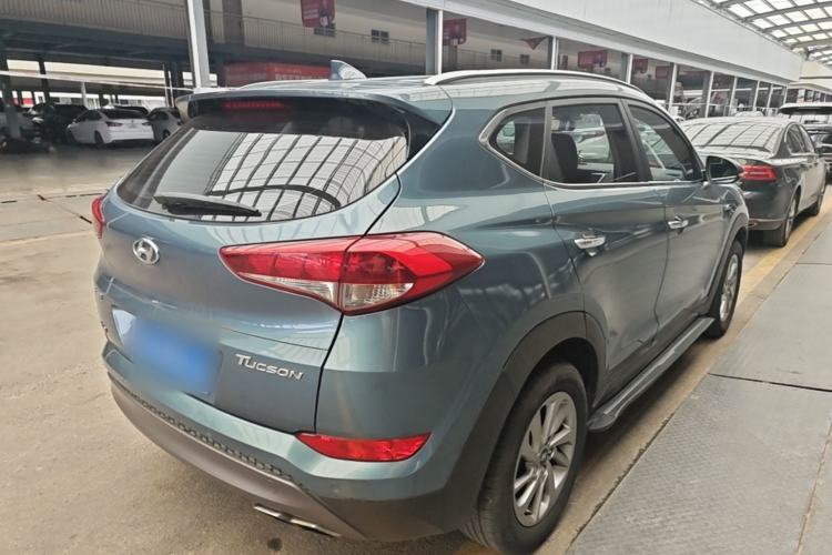 Used Hyundai Tucson 2015 1.6T Dual-Clutch Two-Wheel-Drive Smart Model Rear Right 45 Deg
