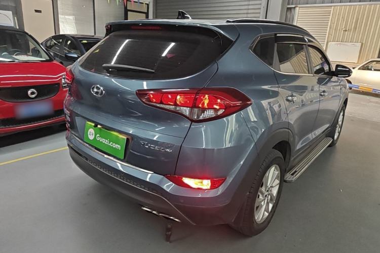 Used Hyundai Tucson 2015 1.6T Dual-Clutch Two-Wheel-Drive Smart Model Rear Right 45 Deg