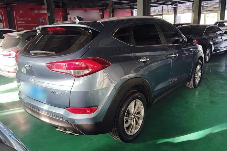 Used Hyundai Tucson 2015 1.6T Dual-Clutch Two-Wheel-Drive Smart Model Rear Right 45 Deg