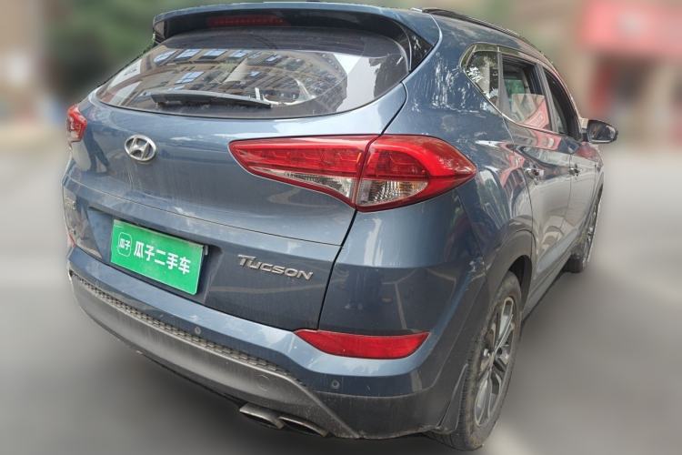Used Hyundai Tucson 2015 1.6T Dual-Clutch Two-Wheel-Drive Leading Model Rear Right 45 Deg