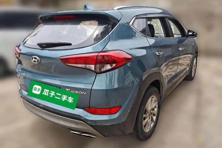 Used Hyundai Tucson 2015 1.6T Dual-Clutch Two-Wheel-Drive Smart Model Rear Right 45 Deg
