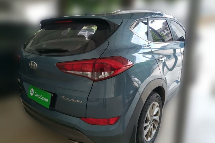 Used Hyundai Tucson 2015 1.6T Dual-Clutch Two-Wheel-Drive Smart Model Rear Right 45 Deg
