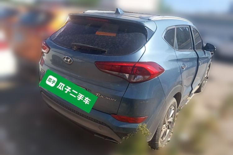 Used Hyundai Tucson 2015 1.6T Dual-Clutch Two-Wheel-Drive Smart Model Rear Right 45 Deg