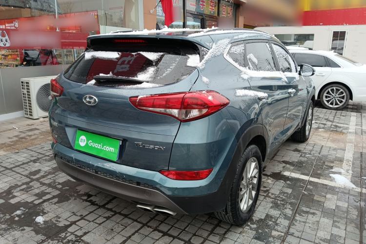 Used Hyundai Tucson 2015 1.6T Dual-Clutch Two-Wheel-Drive Smart Model Rear Right 45 Deg