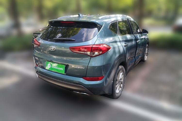 Used Hyundai Tucson 2015 1.6T Dual-Clutch Two-Wheel-Drive Smart Model Rear Right 45 Deg