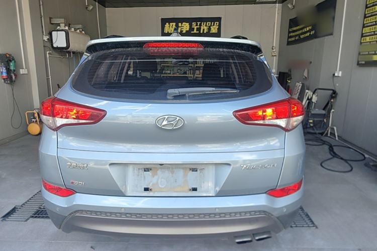 Used Hyundai Tucson 2015 1.6T Dual-Clutch Two-Wheel-Drive Smart Model Rear