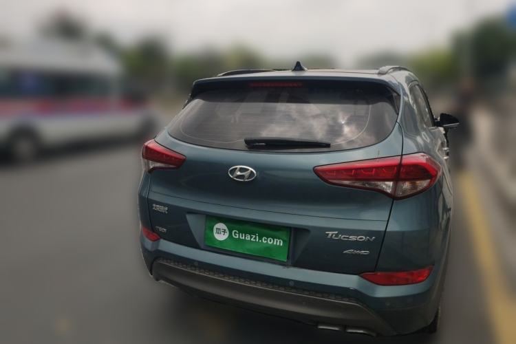 Used Hyundai Tucson 2015 1.6T Dual-Clutch Two-Wheel-Drive Leading Model Rear