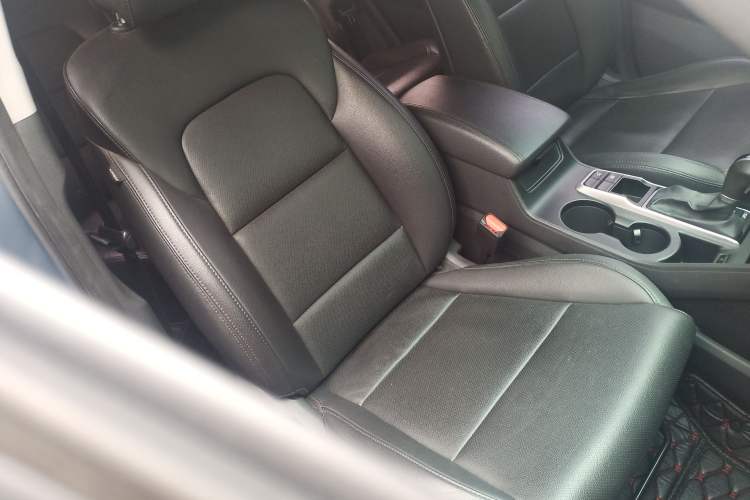 Used Hyundai Tucson 2015 1.6T Dual-Clutch Two-Wheel-Drive Smart Model Right Front Seat