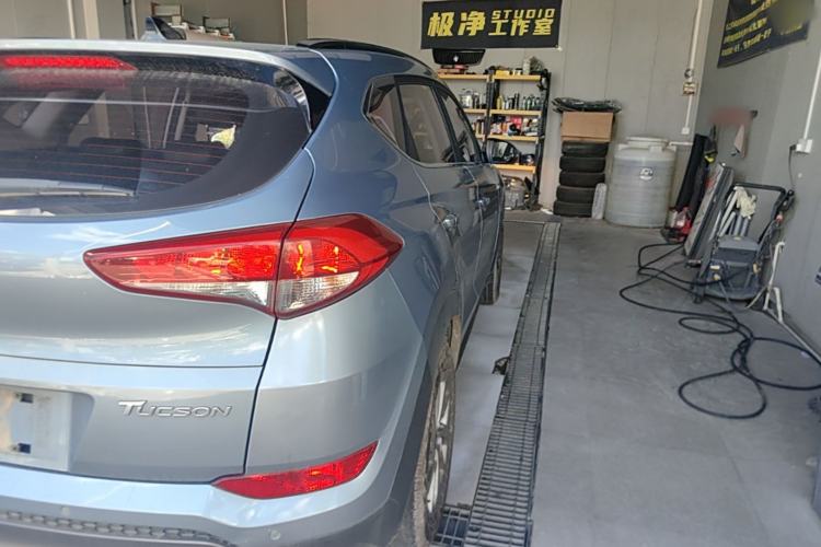 Used Hyundai Tucson 2015 1.6T Dual-Clutch Two-Wheel-Drive Smart Model Right Rear Taillight