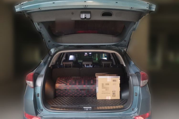 Used Hyundai Tucson 2015 1.6T Dual-Clutch Two-Wheel-Drive Smart Model Trunk