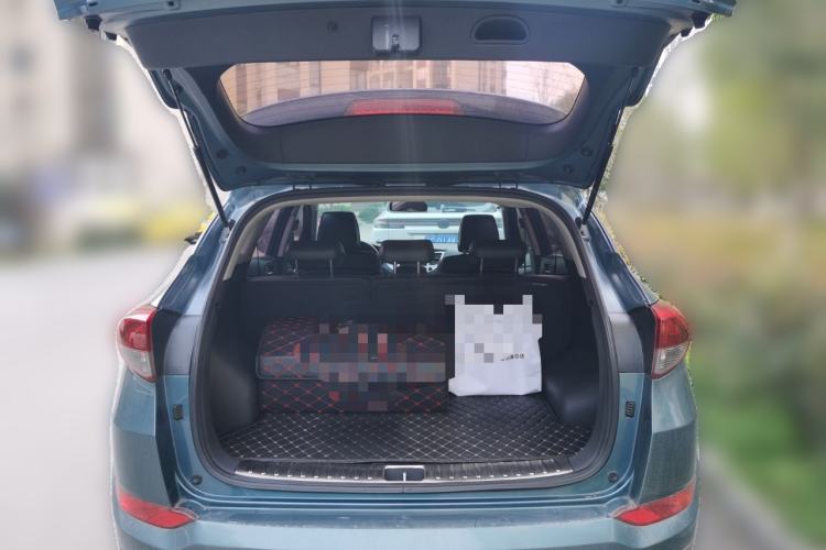 Used Hyundai Tucson 2015 1.6T Dual-Clutch Two-Wheel-Drive Smart Model Trunk