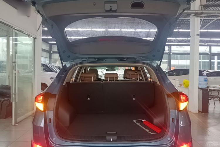 Used Hyundai Tucson 2015 1.6T Dual-Clutch Two-Wheel-Drive Smart Model Trunk