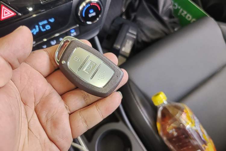 Used Hyundai Tucson 2015 1.6T Dual-Clutch Two-Wheel-Drive Smart Model Vehicle Key
