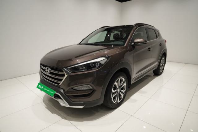 Używany Hyundai Tucson 2015 1.6T Dual-Clutch Four-Wheel Drive Flagship Model