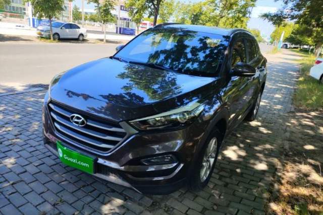 Ojetý Hyundai Tucson 2015 1.6T Dual-Clutch Two-Wheel-Drive Smart Model