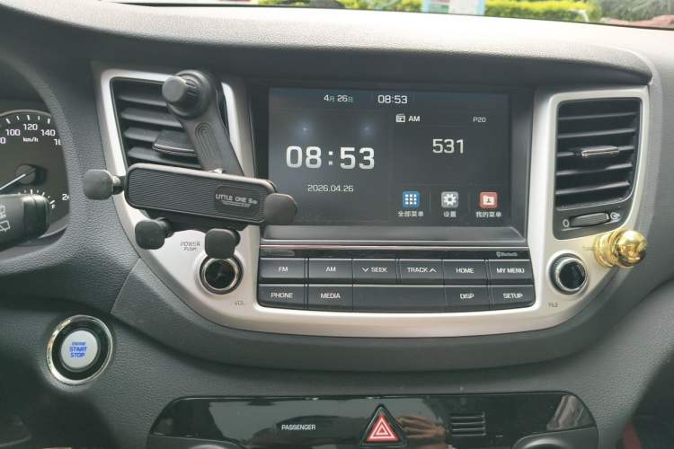 Used Hyundai Tucson 2015 1.6T Dual-Clutch Two-Wheel-Drive Smart Model Audio And AC Panel