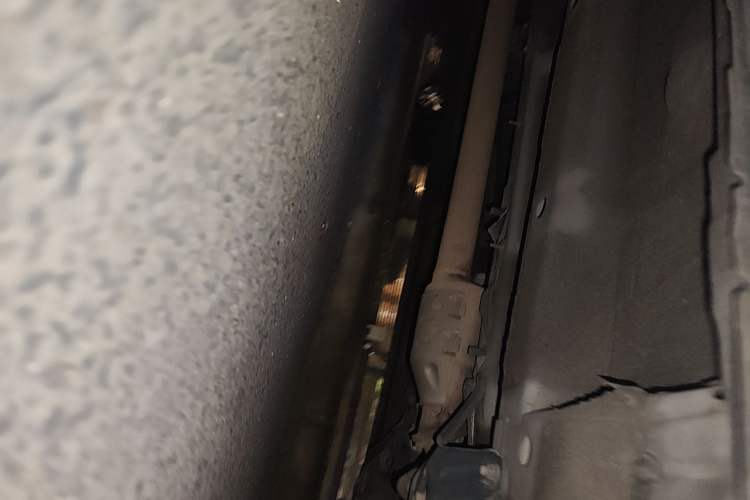 Used Hyundai Tucson 2015 1.6T Dual-Clutch Four-Wheel Drive Flagship Model Chassis Front Right