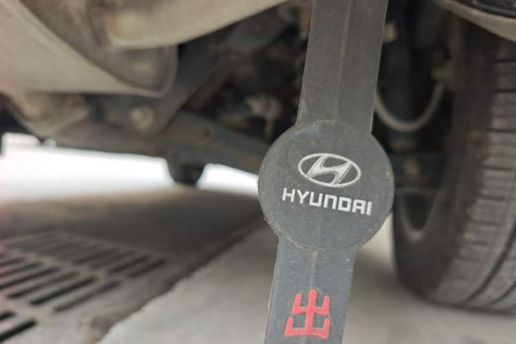Used Hyundai Tucson 2015 1.6T Dual-Clutch Two-Wheel-Drive Leading Model Chassis Rear Right
