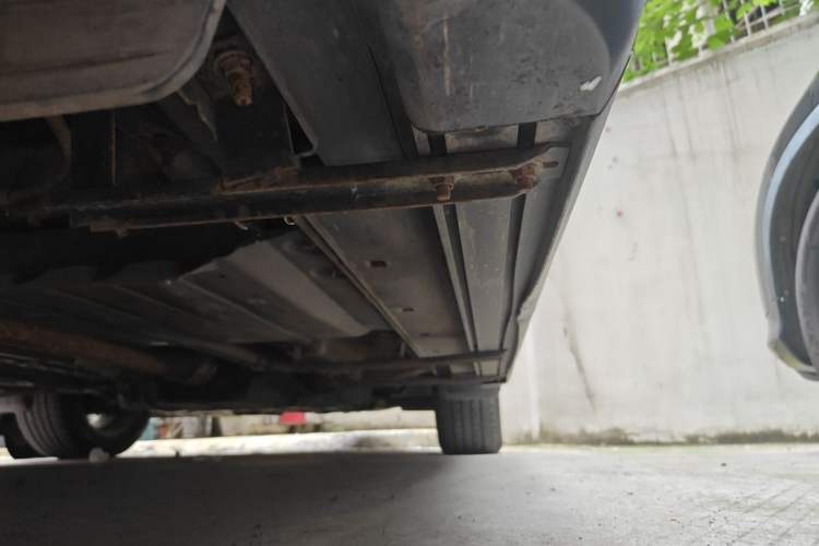 Used Hyundai Tucson 2015 1.6T Dual-Clutch Two-Wheel-Drive Leading Model Chassis Rear Right