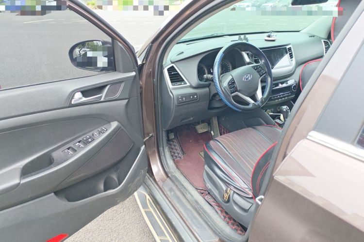 Used Hyundai Tucson 2015 1.6T Dual-Clutch Two-Wheel-Drive Leading Model Driver Seat
