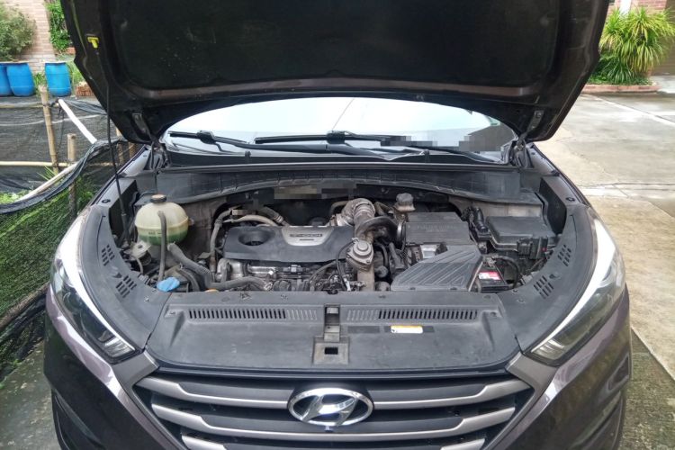 Used Hyundai Tucson 2015 1.6T Dual-Clutch Two-Wheel-Drive Smart Model Engine Bay