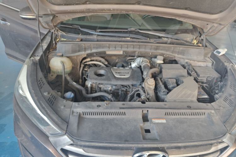 Used Hyundai Tucson 2015 1.6T Dual-Clutch Two-Wheel-Drive Smart Model Engine Bay