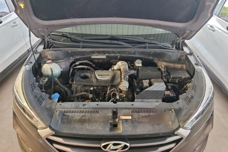 Used Hyundai Tucson 2015 1.6T Dual-Clutch Two-Wheel-Drive Smart Model Engine Bay