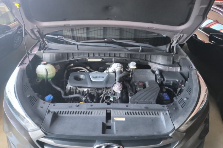 Used Hyundai Tucson 2015 1.6T Dual-Clutch Two-Wheel-Drive Smart Model Engine Bay