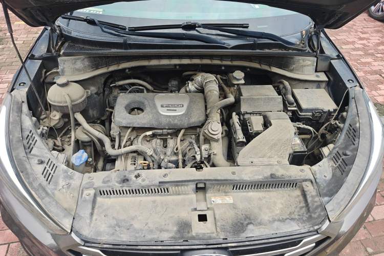Used Hyundai Tucson 2015 1.6T Dual-Clutch Two-Wheel-Drive Smart Model Engine Bay