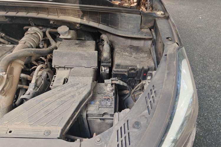 Used Hyundai Tucson 2015 1.6T Dual-Clutch Two-Wheel-Drive Smart Model Engine Bay Left