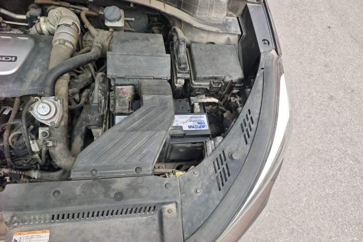 Used Hyundai Tucson 2015 1.6T Dual-Clutch Two-Wheel-Drive Leading Model Engine Bay Left