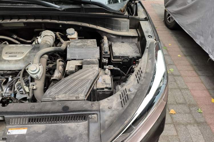 Used Hyundai Tucson 2015 1.6T Dual-Clutch Two-Wheel-Drive Smart Model Engine Bay Left