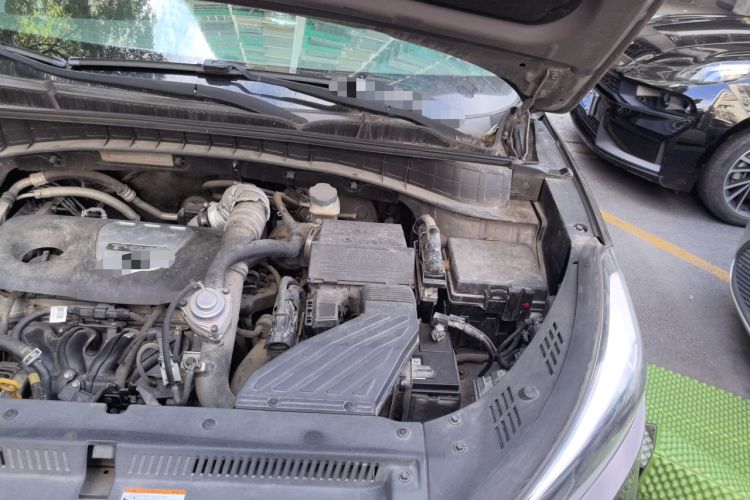 Used Hyundai Tucson 2015 1.6T Dual-Clutch Two-Wheel-Drive Smart Model Engine Bay Left
