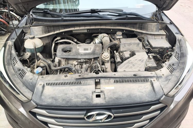 Used Hyundai Tucson 2015 1.6T Dual-Clutch Two-Wheel-Drive Smart Model Engine Bay
