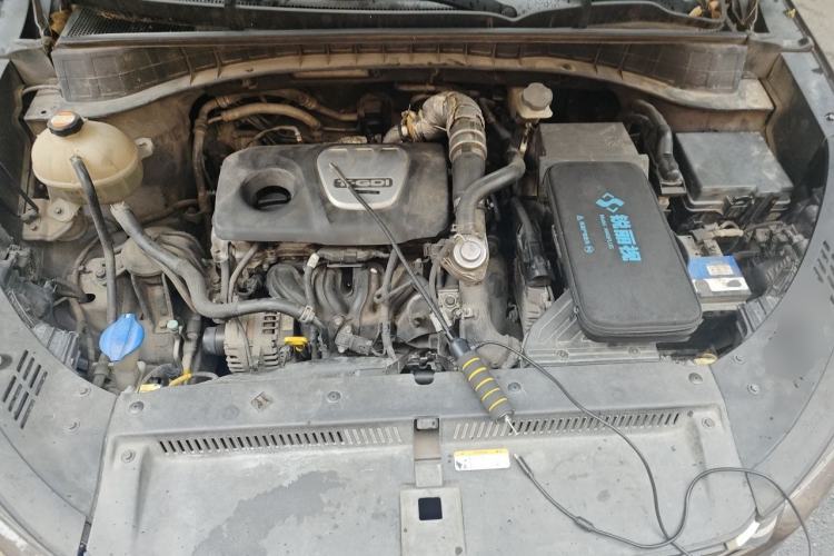 Used Hyundai Tucson 2015 1.6T Dual-Clutch Four-Wheel Drive Flagship Model Engine Bay