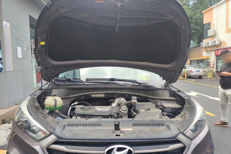 Used Hyundai Tucson 2015 1.6T Dual-Clutch Two-Wheel-Drive Smart Model Engine Bay