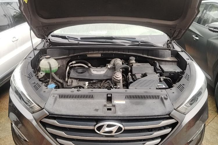 Used Hyundai Tucson 2015 1.6T Dual-Clutch Two-Wheel-Drive Smart Model Engine Bay