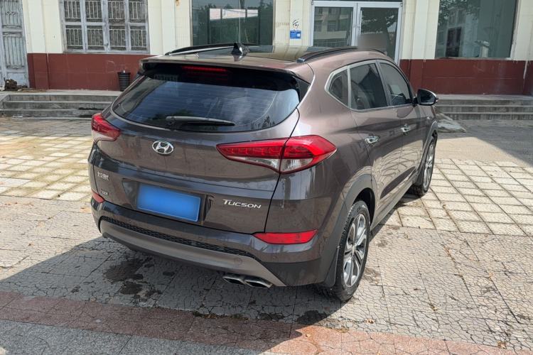 Used Hyundai Tucson 2015 1.6T Dual-Clutch Two-Wheel-Drive Leading Model Exterior 4