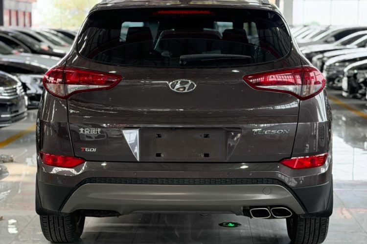 Used Hyundai Tucson 2015 1.6T Dual-Clutch Two-Wheel-Drive Smart Model Exterior 5