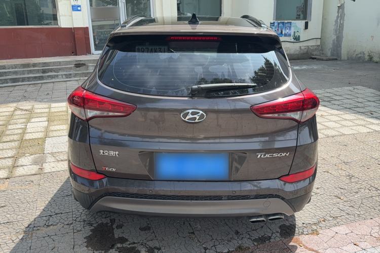 Used Hyundai Tucson 2015 1.6T Dual-Clutch Two-Wheel-Drive Leading Model Exterior 5