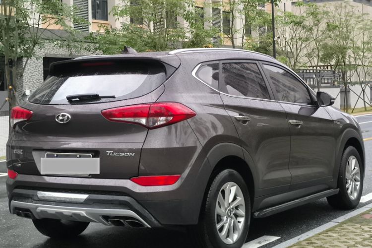 Used Hyundai Tucson 2015 1.6T Dual-Clutch Two-Wheel-Drive Smart Model Exterior 6