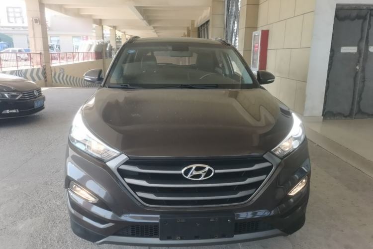 Used Hyundai Tucson 2015 1.6T Dual-Clutch Two-Wheel-Drive Smart Model Front
