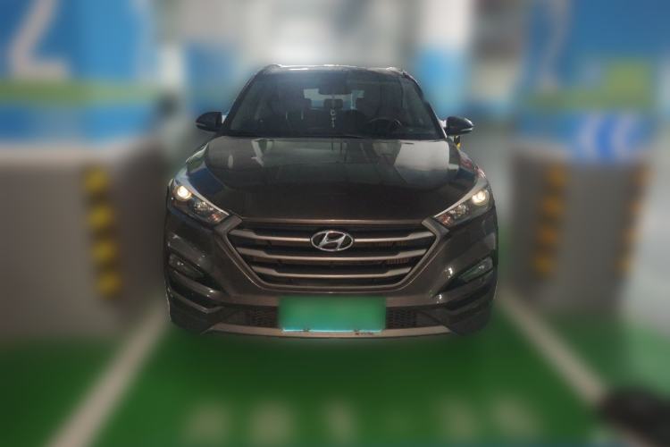 Used Hyundai Tucson 2015 1.6T Dual-Clutch Two-Wheel-Drive Leading Model Front