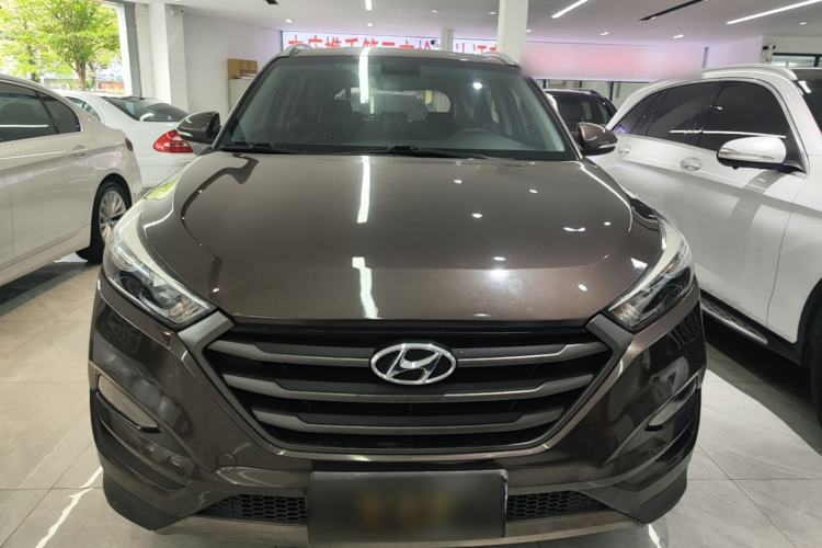 Used Hyundai Tucson 2015 1.6T Dual-Clutch Two-Wheel-Drive Smart Model Front